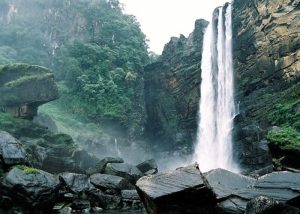 Bambarakanda Falls
